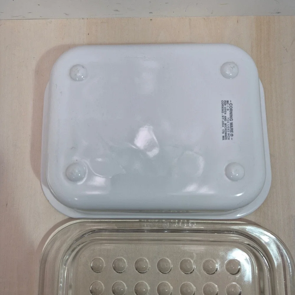 Corning Ware MC-1-B Microwave Crisper Browning Dish with Pyrex Lid MC-1-C White